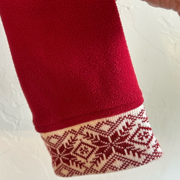 L.L.Bean Red & White Festive Winter Pattern Trim Fleece Cozy Holiday Jacket Sz M - Picture 8 of 11